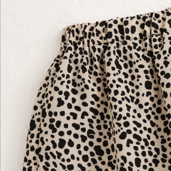 Dalmation pattern Shein shorts 1X - Picture 2 of 2
